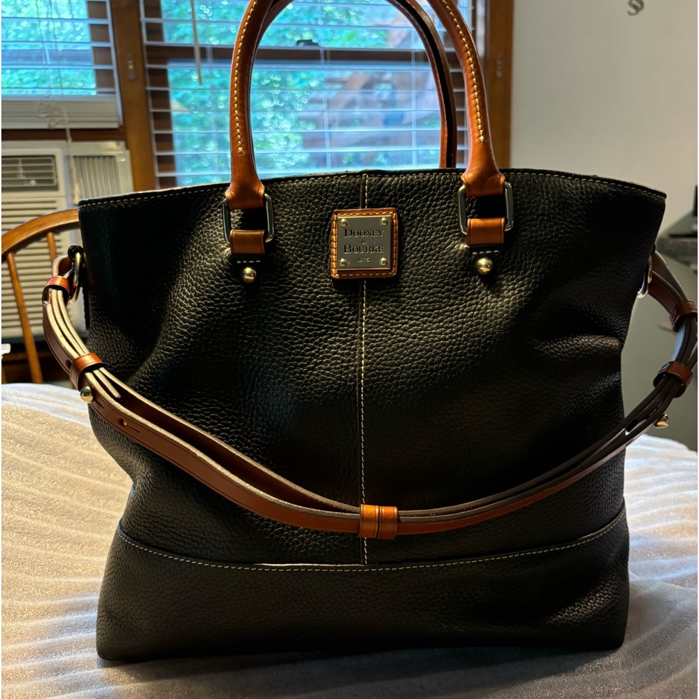 Dooney & Bourke Pebble Leather Bag